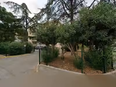 Acces serrurerie 83