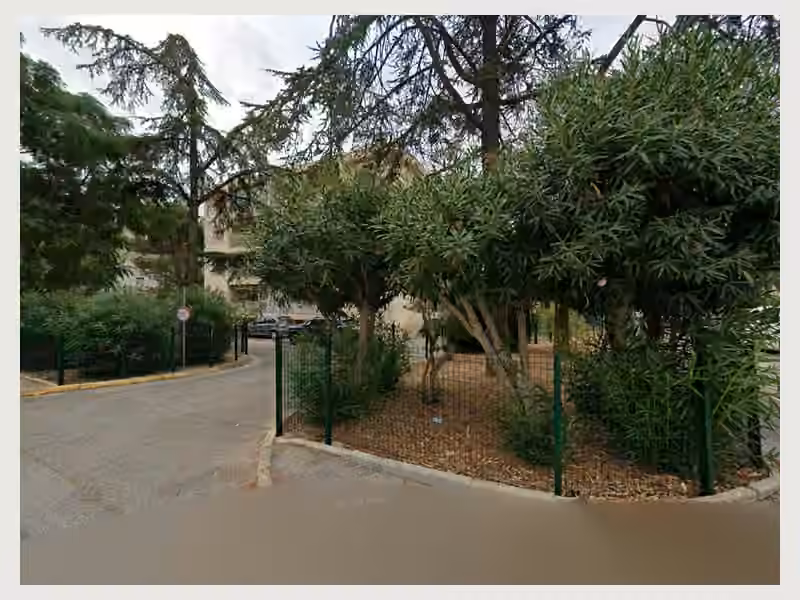 Acces serrurerie 83